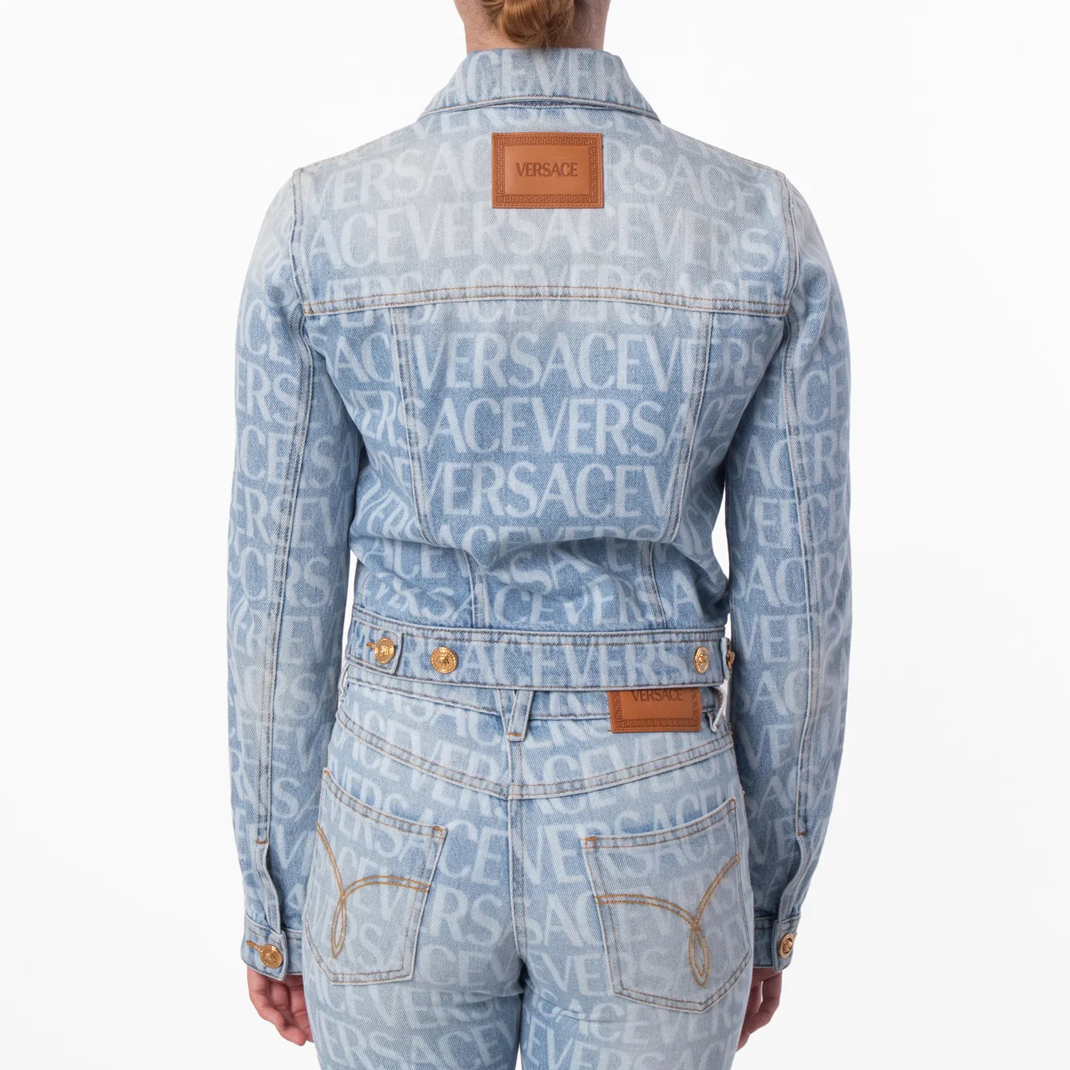 Жакет джинсовый укороченный с длинным рукавом Denim Long-Sleeve Cropped Jacket Versace, Light Blue — фото 3