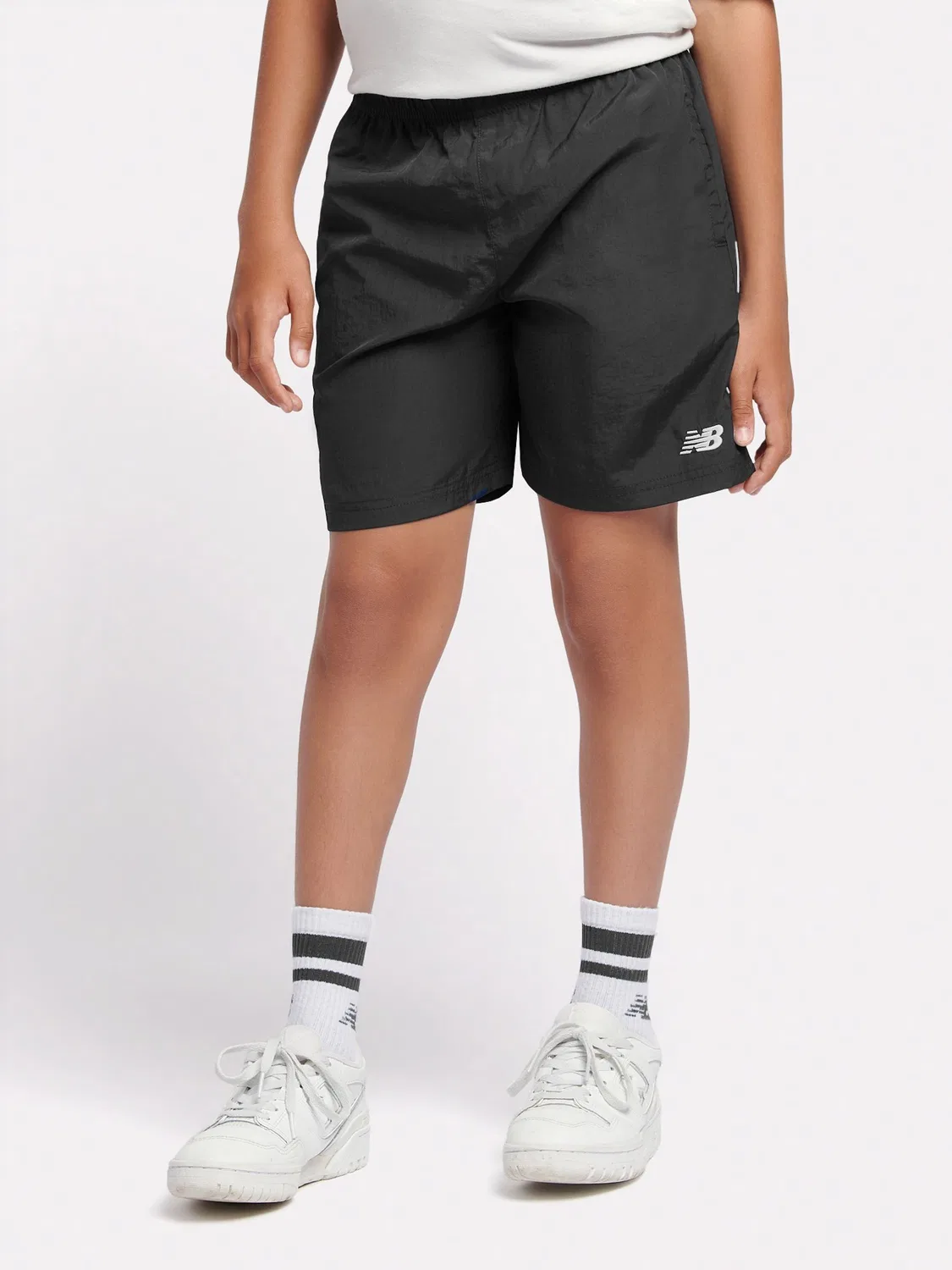 Шорты нейлоновые, повседневные New Balance, черный
