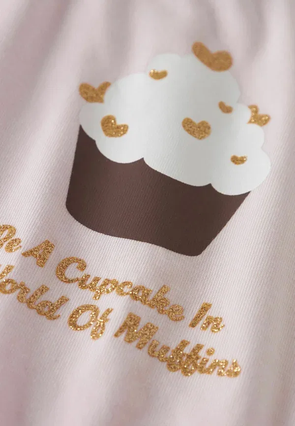 Футболка с принтом Food Long sleeved top Name It, Raindrops on Roses — фото 3