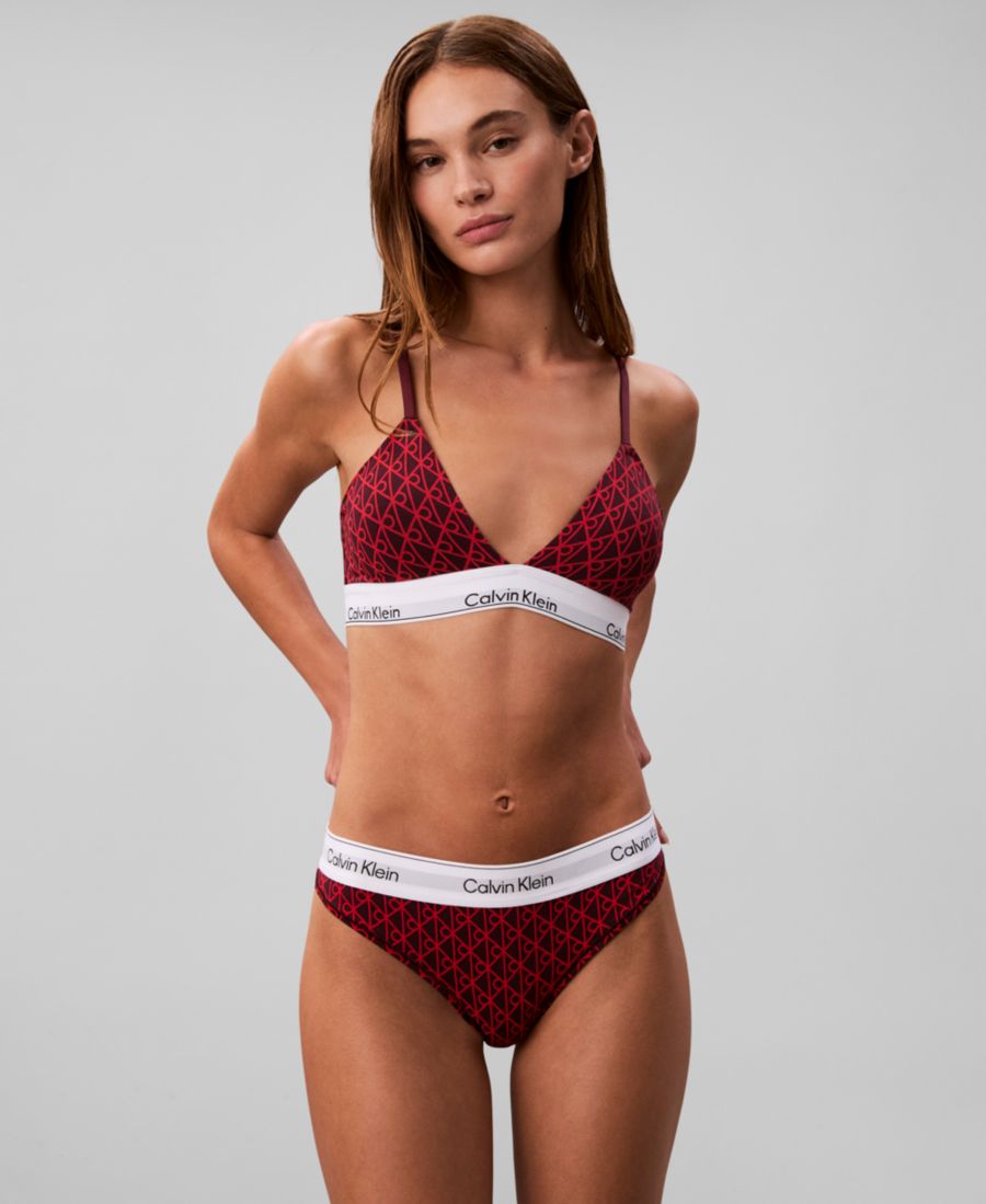 

Женские трусики-стринги Icon из хлопка и модала, модель QF8518 Calvin Klein, Zij Seamle