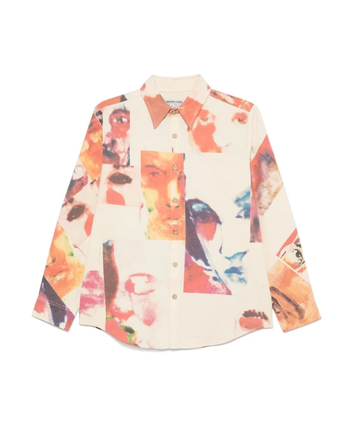 

Рубашка с коллажным принтом в виде лиц и планкой на пуговицах. Kidsuper Studios, мультиколор