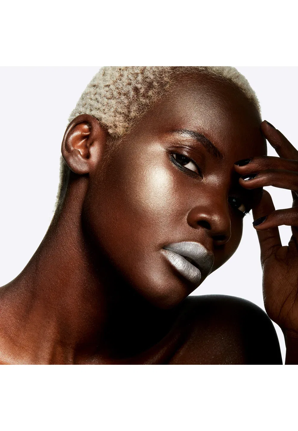Хайлайтер Extra Dimension Skinfinish Mac, whisper of gilt, 9 гр — фото 3
