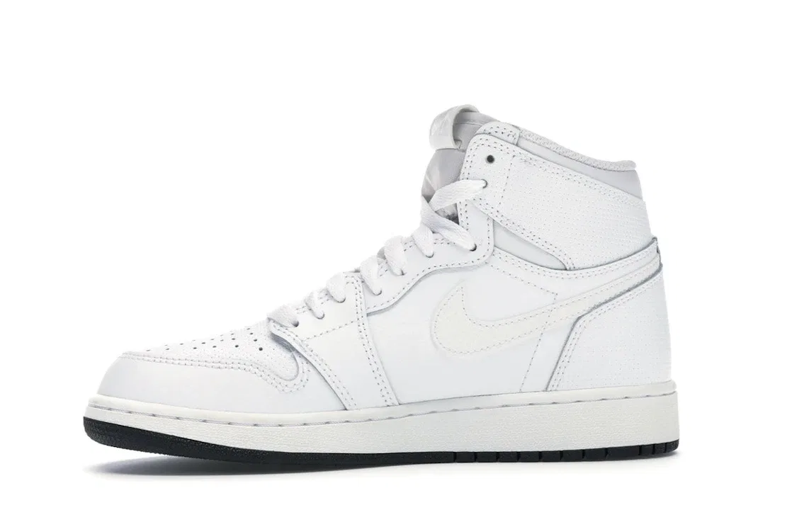 Детские кроссовки с перфорацией Jordan 1 Retro High Jordan, White/Black-White — фото 3