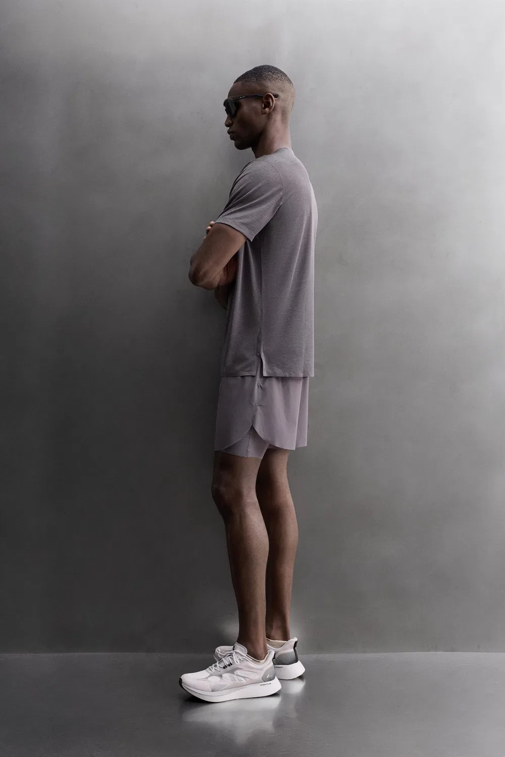 ЛЕГКАЯ СТРУКТУРИРОВАННАЯ ФУТБОЛКА ДЛЯ БЕГА ZARA, Dark Purple — фото 4