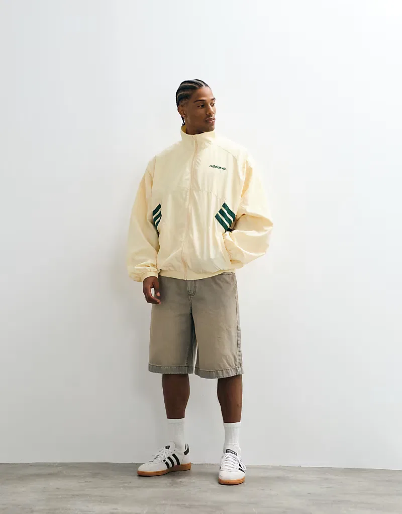 Тканая спортивная куртка Adidas Originals Munich, кремовый и, темно-синий — фото 2
