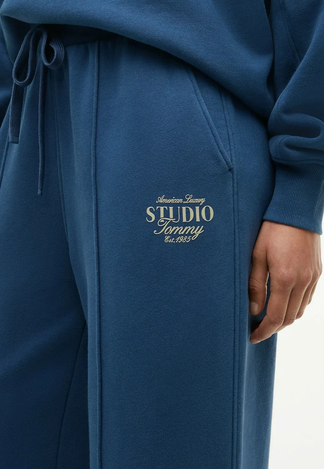 Спортивные брюки прямого кроя из махровой ткани Tommy Hilfiger, Aegean Sea — фото 4