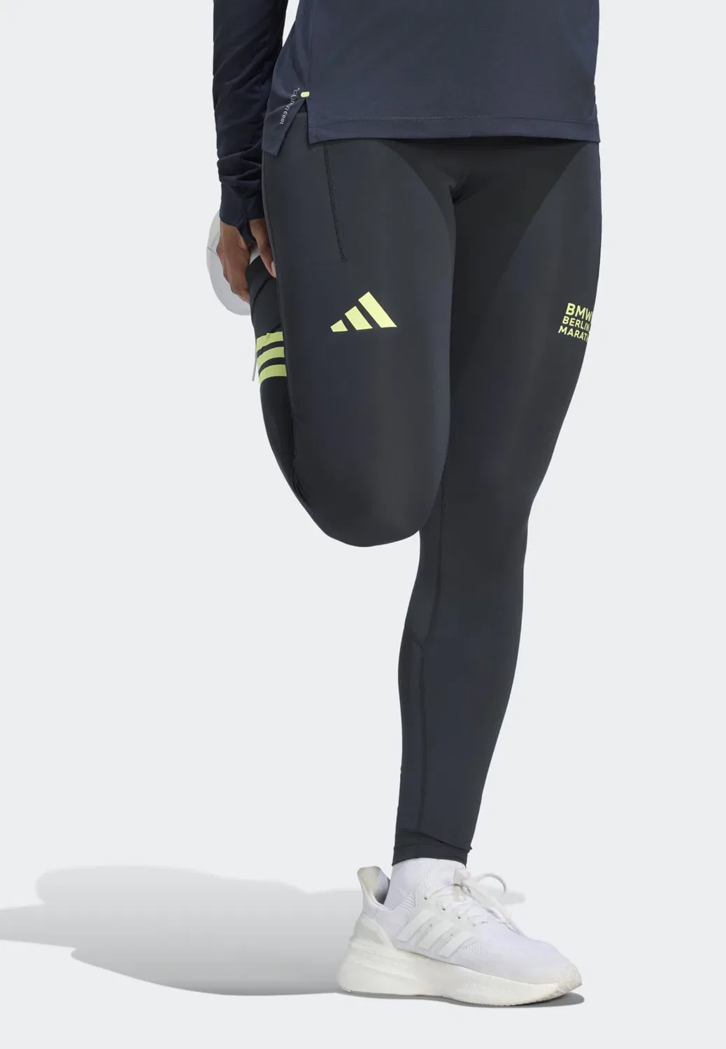 Ber26 - беговые тайтсы Adidas Performance, Night Grey