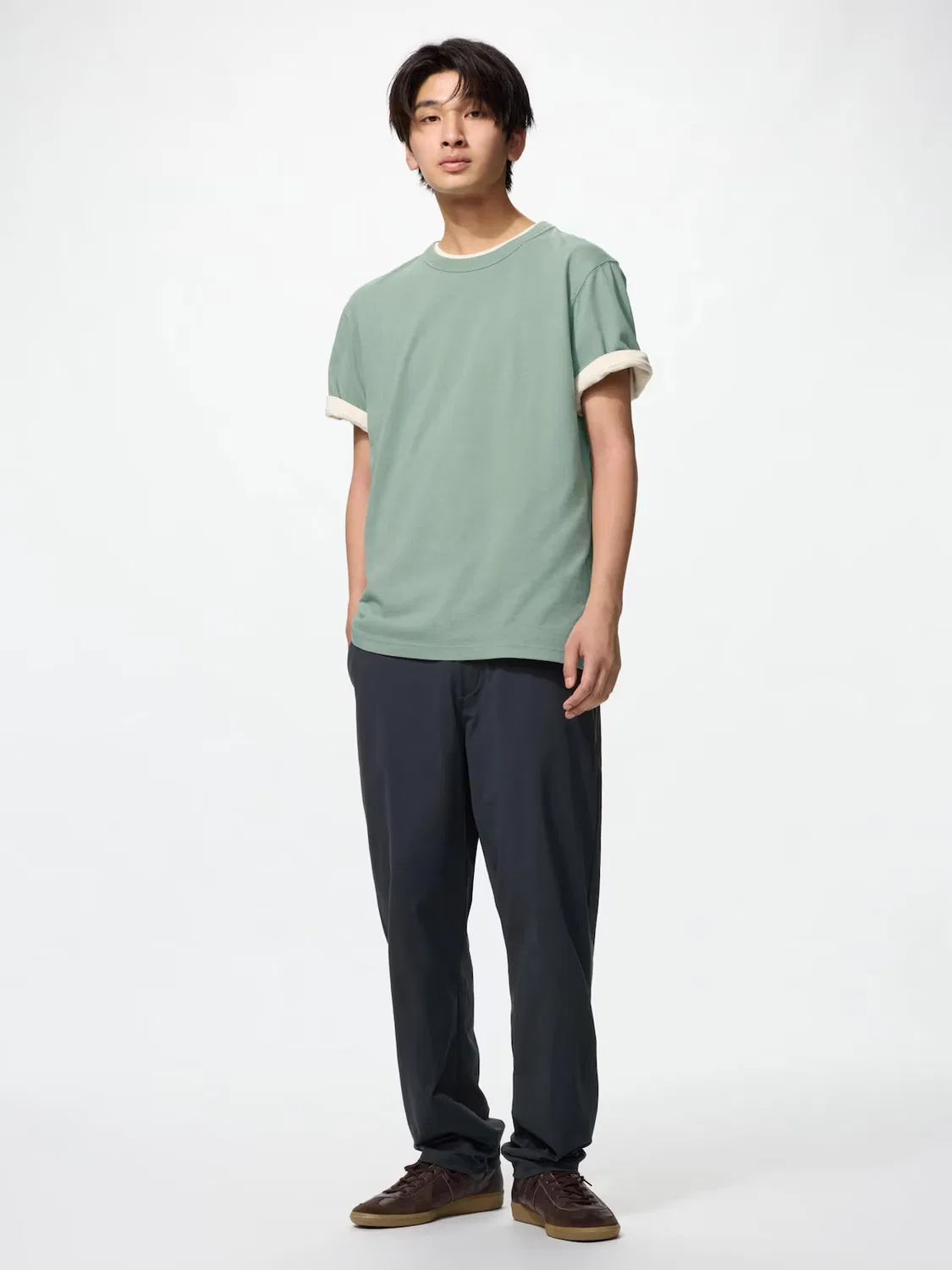 Спортивные брюки Uniqlo, эластичные зауженного кроя с удлиненной длиной, темно-синий