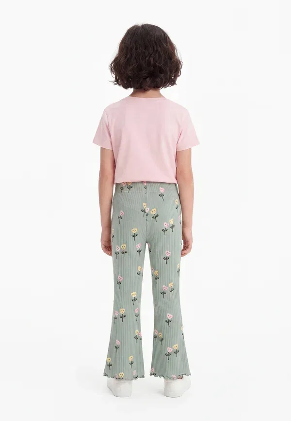 Брюки цветочным принтом Nmfvemma flare pant Name It, зеленый — фото 2