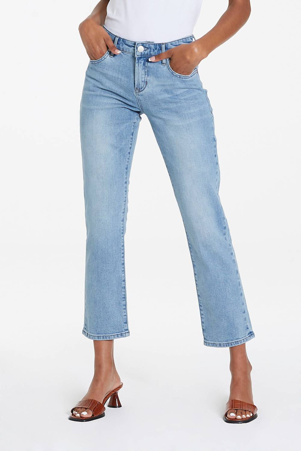 

Джинсы Blaire в Urban Bay DEAR JOHN DENIM