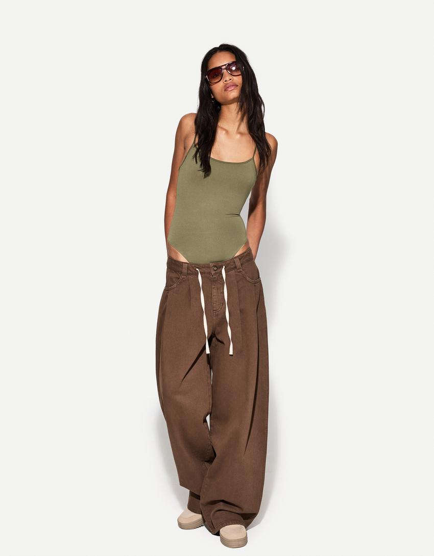 

Боди-Танк Bershka, хаки