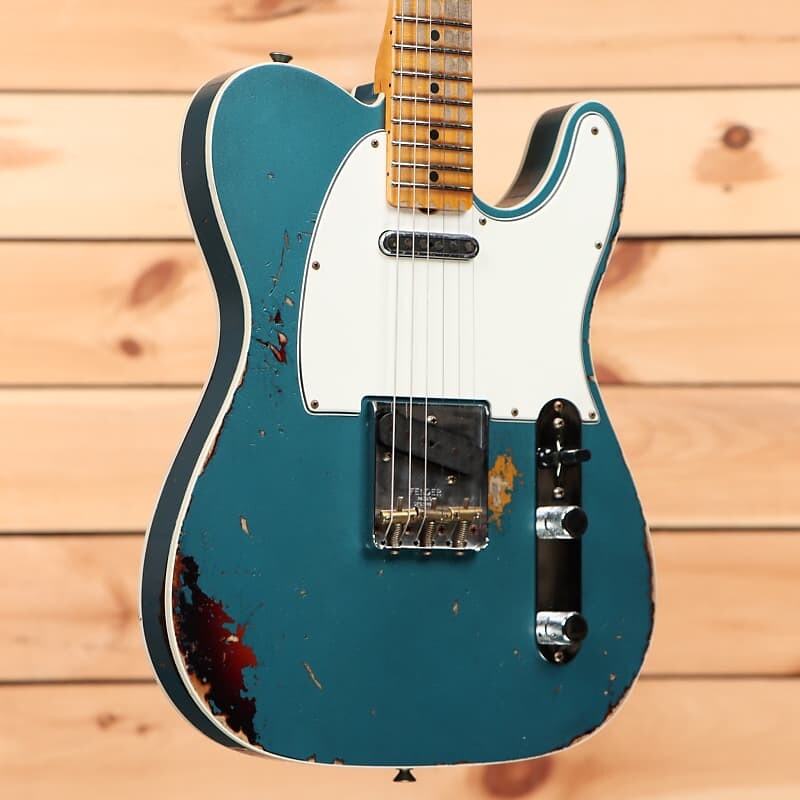 

Электрогитара Fender Custom Shop Limited 1965 Telecaster Custom Heavy Relic - Ocean Turquoise over 3 Color Sunburst - CZ575268 - PLEK'd