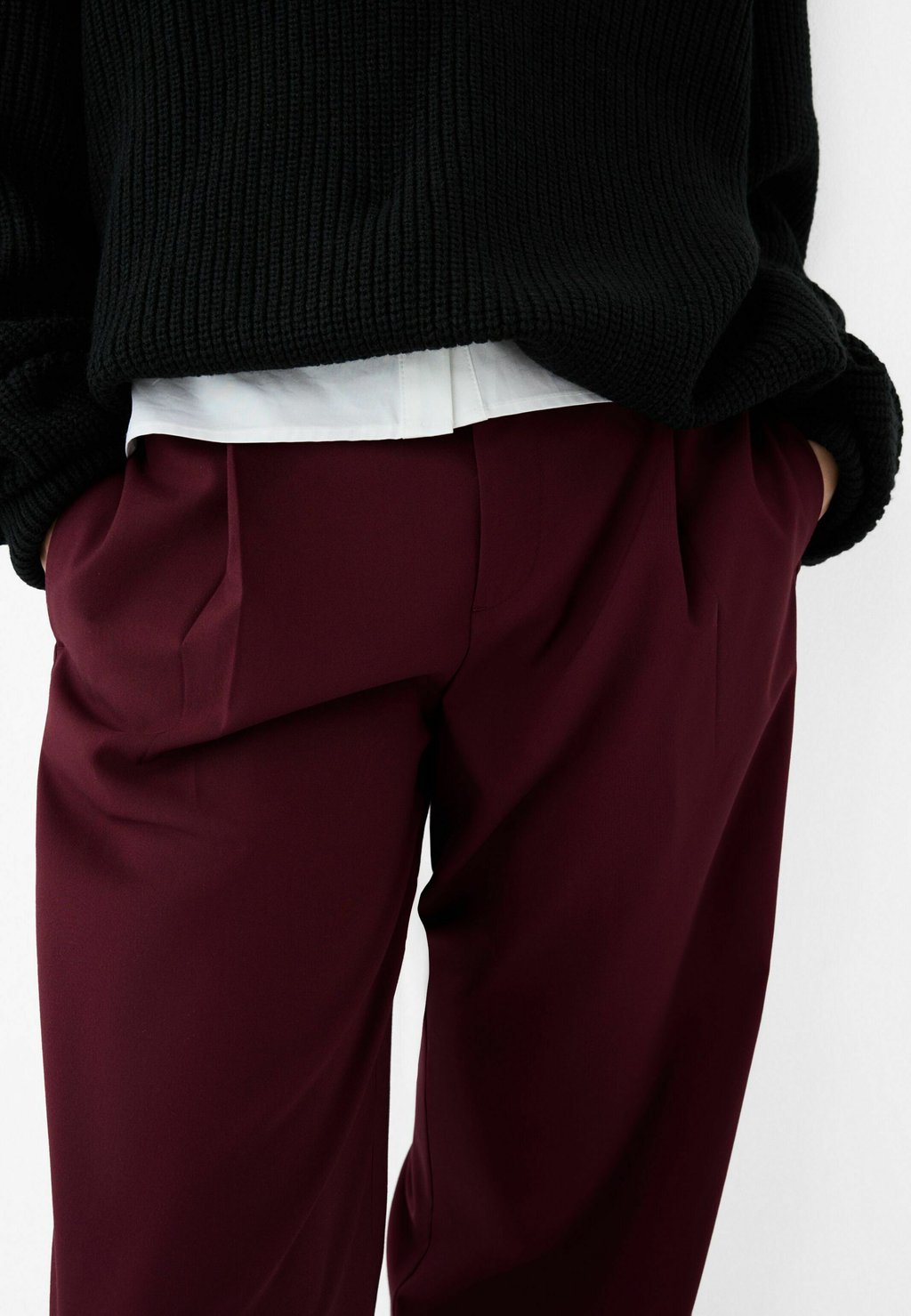 

Брюки BAGGY Bershka, бордовый