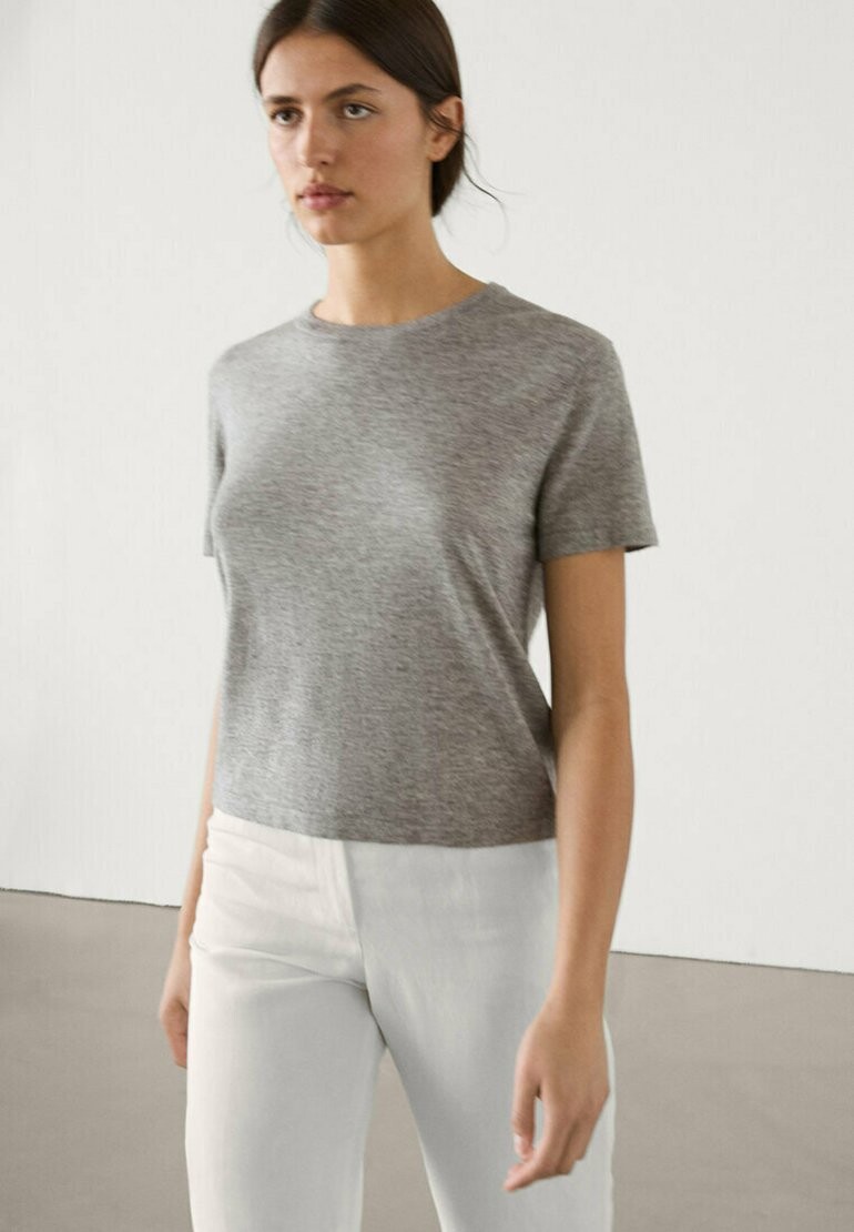 

Базовая футболка SHORT SLEEVE CREW NECK Massimo Dutti, серый