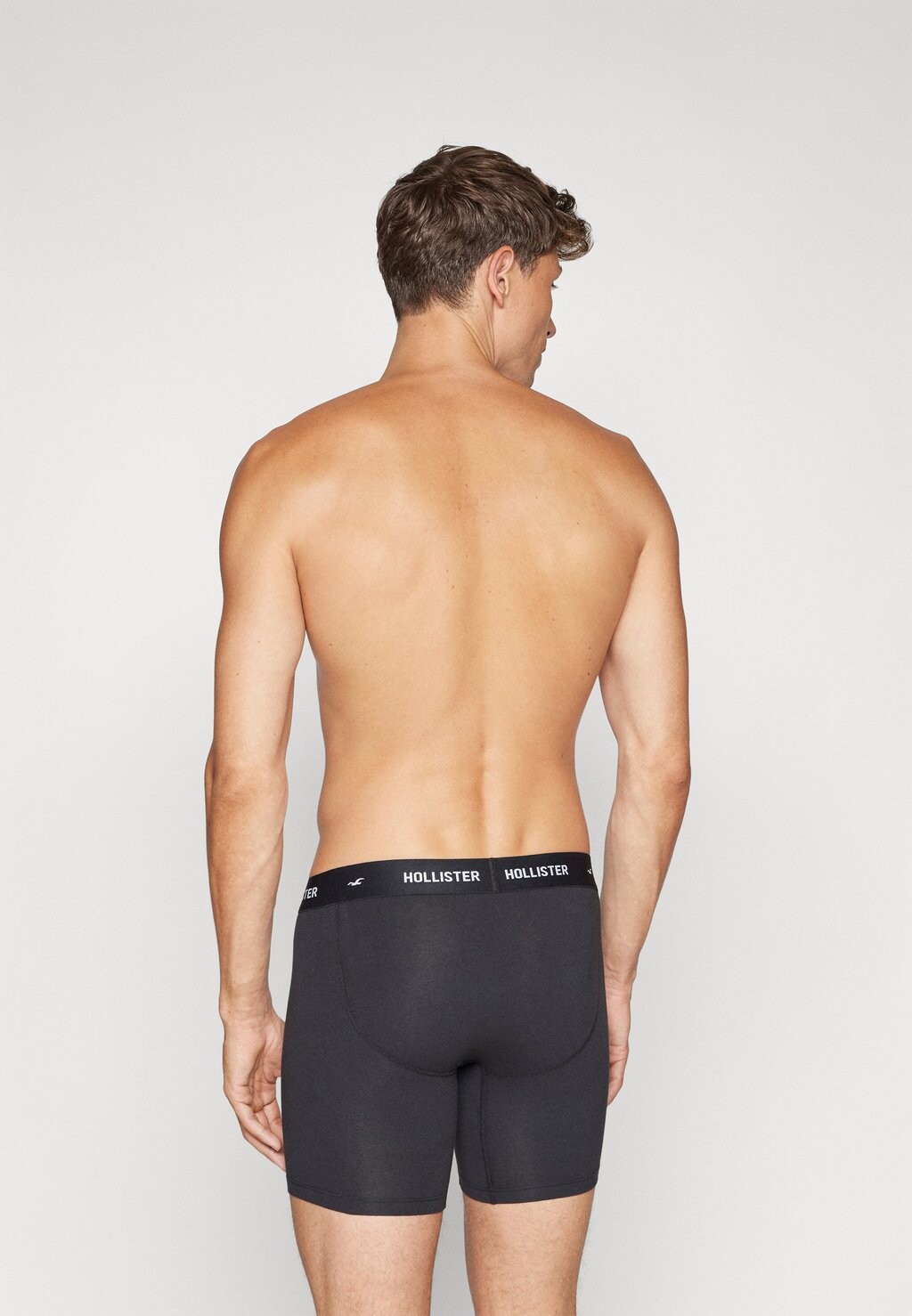 

Трусы SPORT CORE SOLID AMERICANA 3 PACK Hollister Co., разноцветный