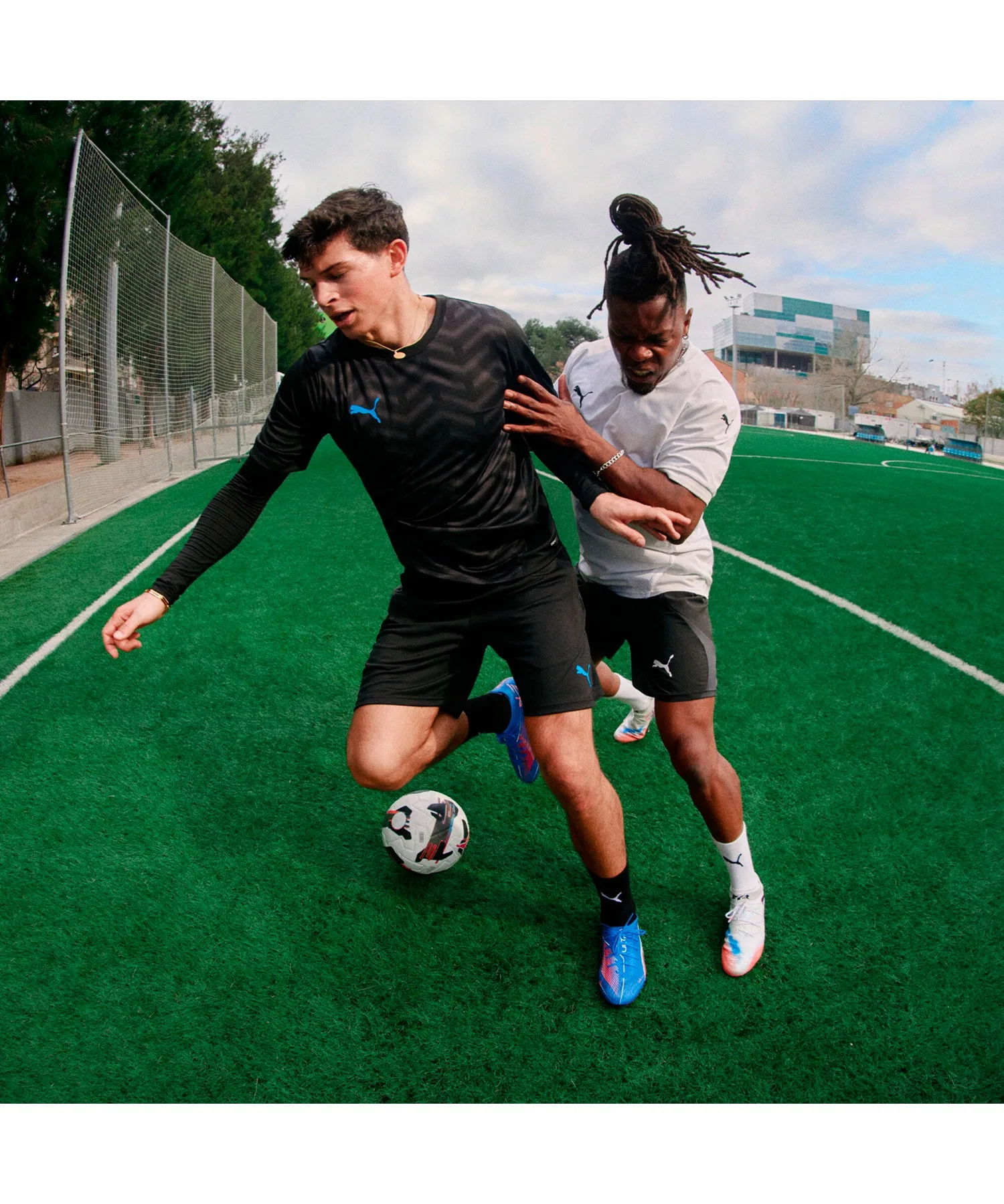 Мужские футбольные бутсы PUMA FUTURE 8 ULTIMATE FG — фото 2
