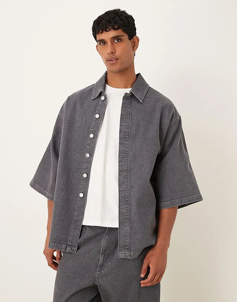 

Джинсовая рубашка от ASOS DESIGN серого цвета
