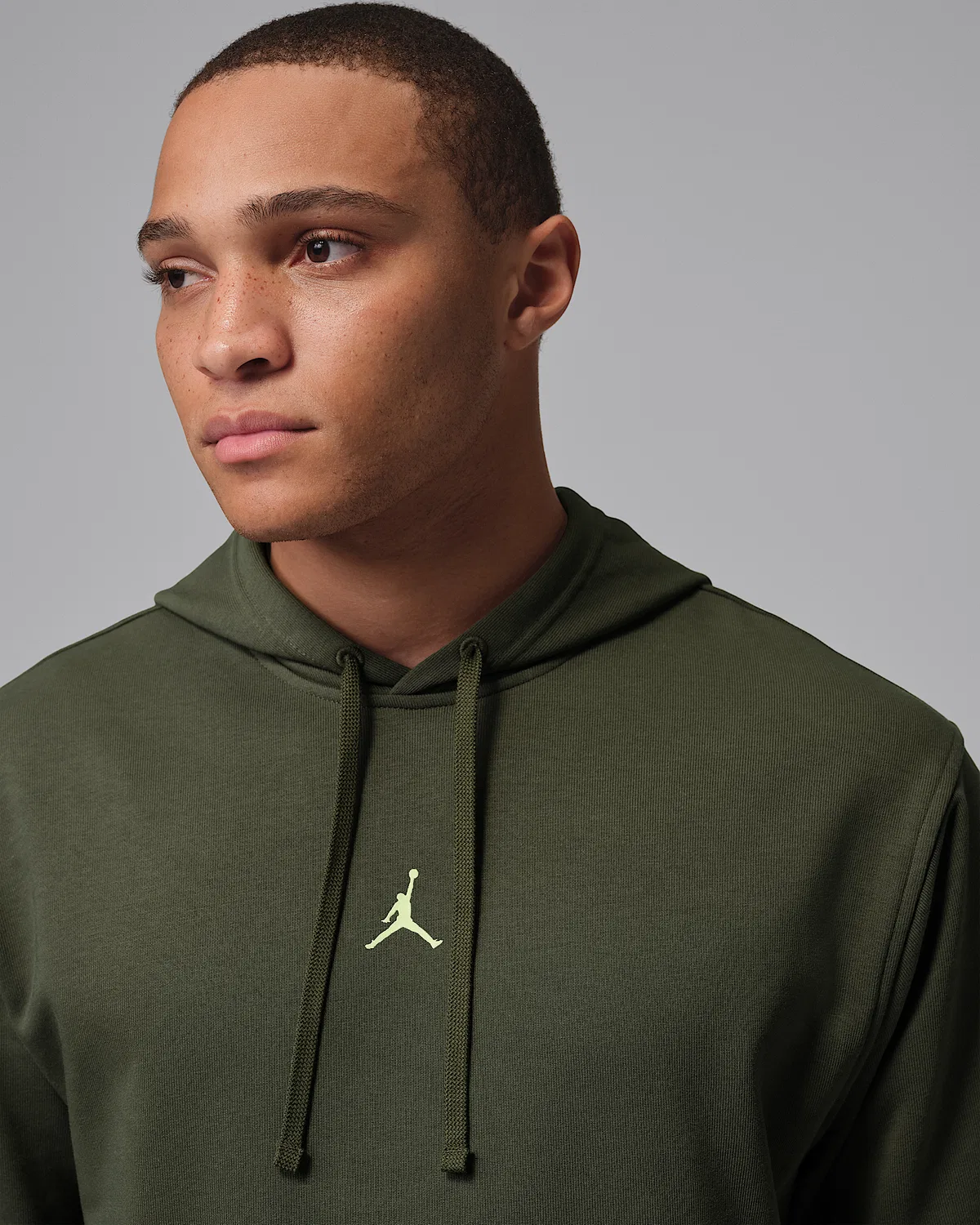 Мужская толстовка с капюшоном Dri-FIT Fleece Graphic Pullover Hoodie Jordan Sport Crossover, Cargo Khaki — фото 3