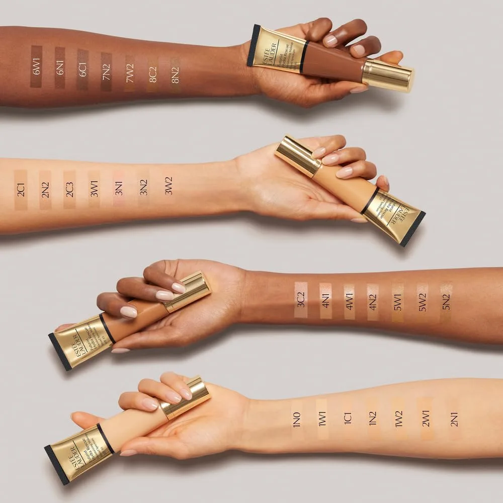 Увлажняющая тональная основа Estée Lauder Futurist Hydra Rescue с SPF 45 для 12-часового сияния, 35 мл., 6C1 Rich Cocoa - Very deep with cool subtle red undertones — фото 3