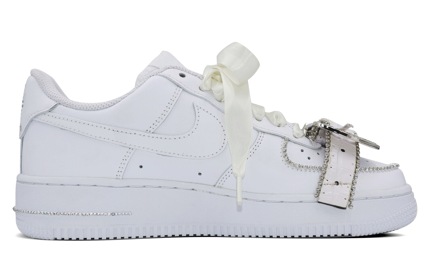 

Женские кроссовки для скейтбординга Nike Air Force 1, White