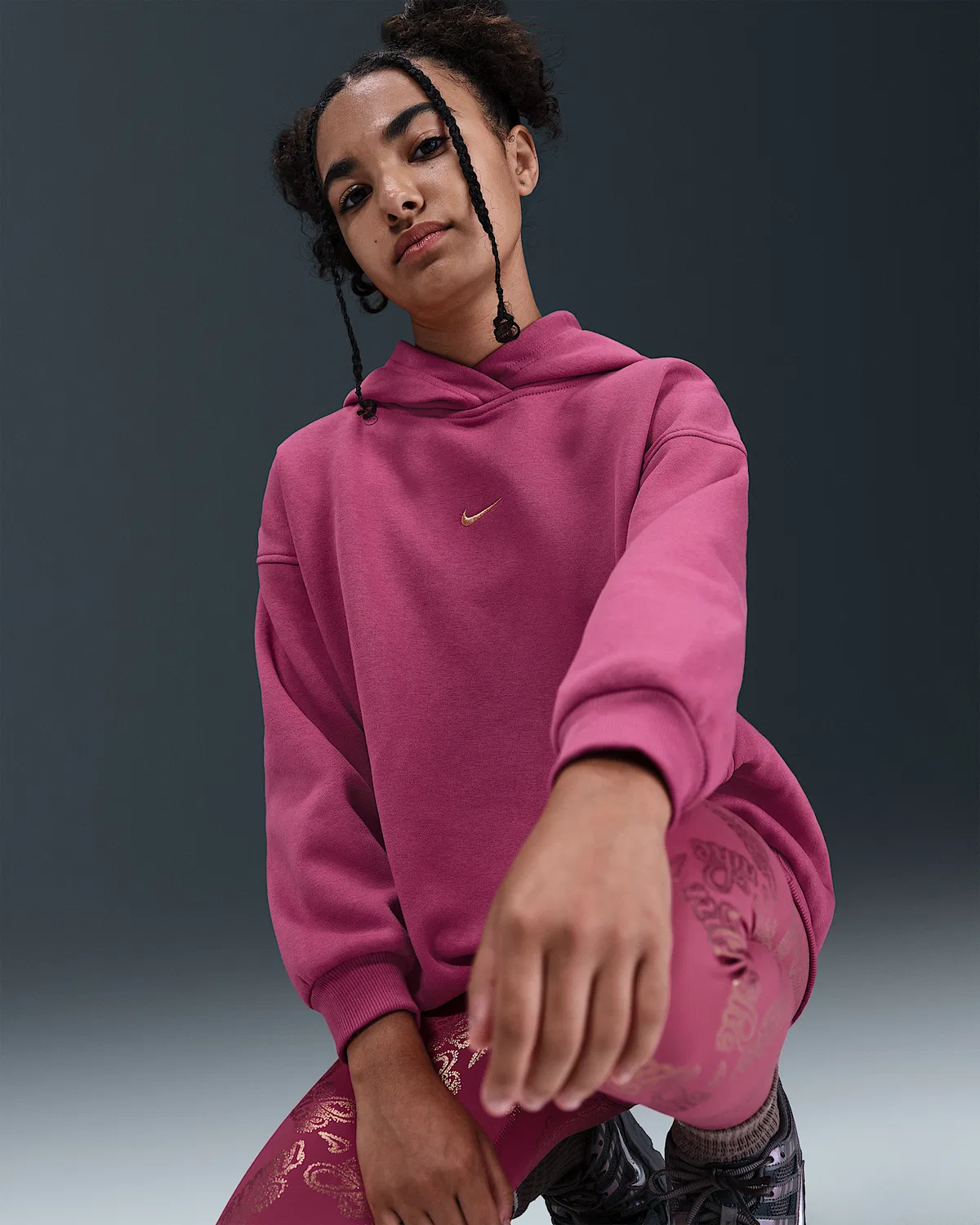 Детская (для девочек) оверсайз худи Nike Sportswear Club Fleece, Sweet Beet/Mead Gold/Metallic Gold — фото 3