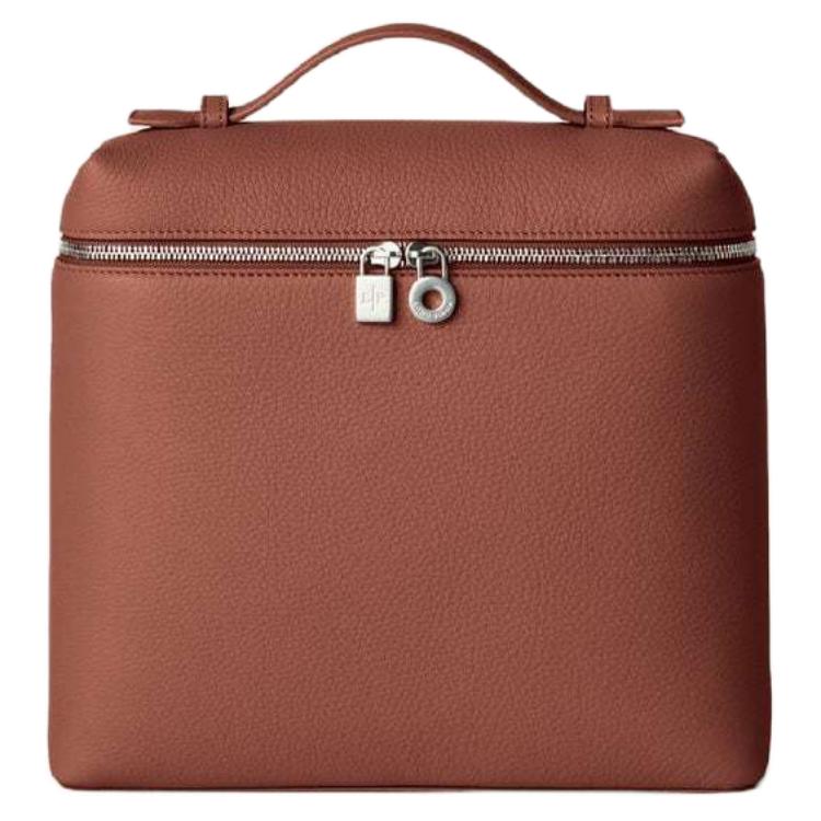 

Loro Piana Женский рюкзак из телячьей кожи, темно-коричневый