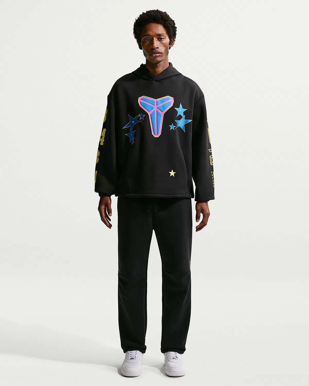 Мужское флисовое баскетбольное худи Kobe, Black/Sonic Yellow/Light Photo Blue — фото 4