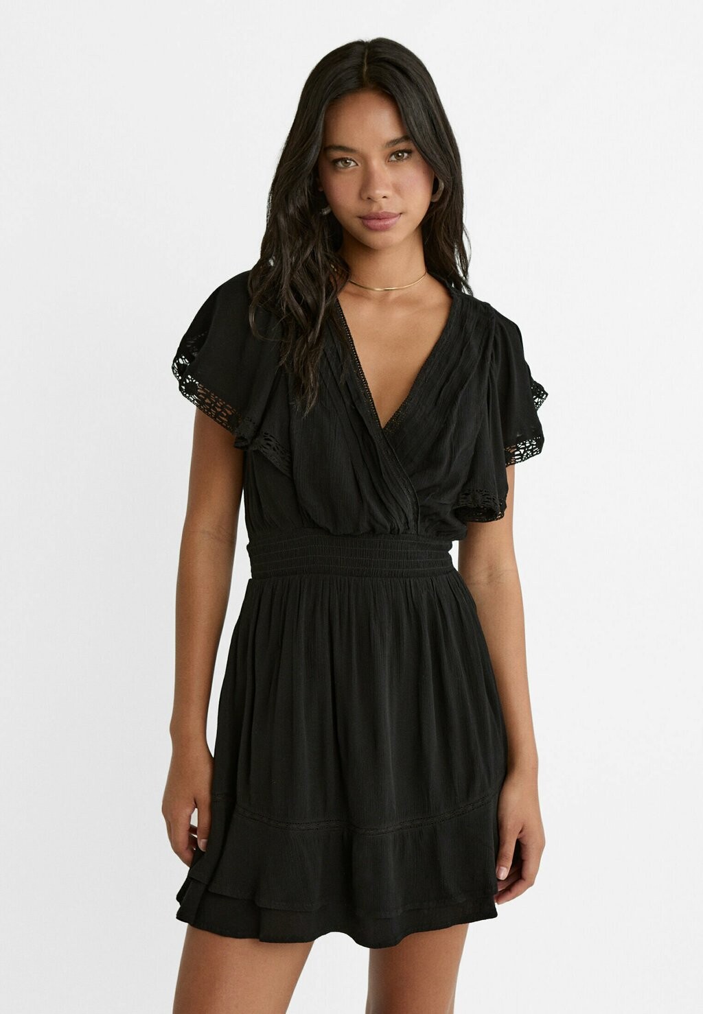 

Дневное платье Stradivarius, черный