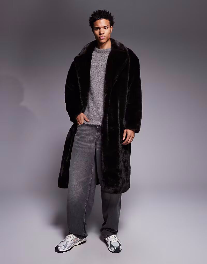 

Длинное пальто свободного кроя из искусственного меха коричневого цвета Asos Design