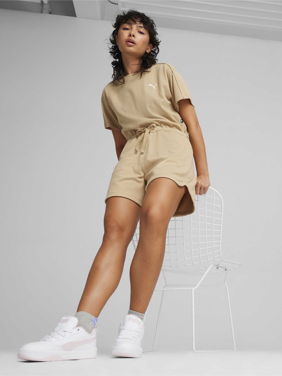 

Комбинезон Puma HER Jumpsuit, бежевый