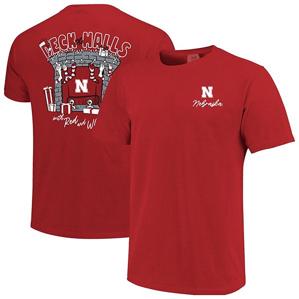 

Мужская красная футболка nebraska huskers deck the halls comfort colors Image One