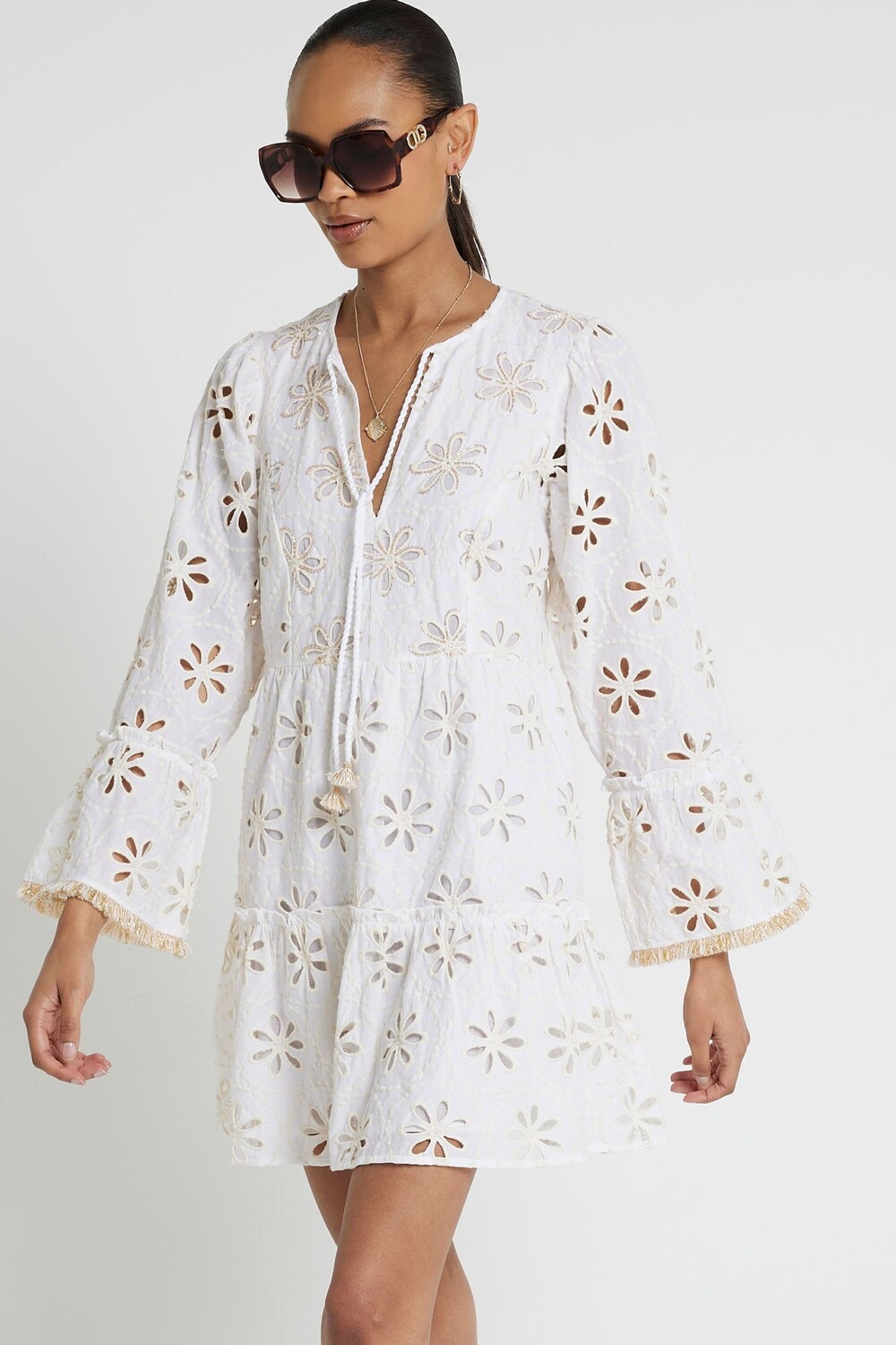 

Платье мини Broderie River Island, бежевый