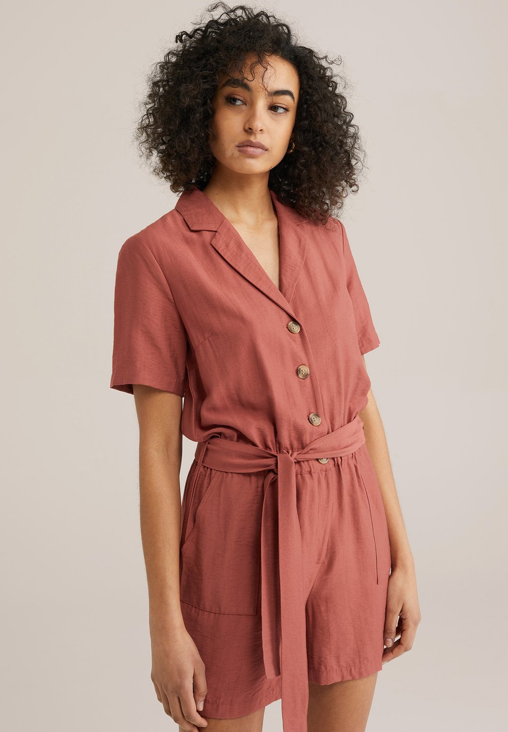 

Комбинезон WE Fashion, коричневый