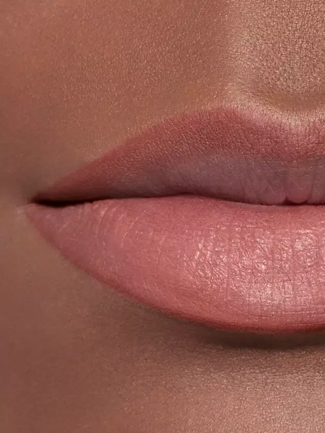 Стойкий карандаш для губ Le Crayon Lèvres CHANEL, 212 Beige Rose — фото 4
