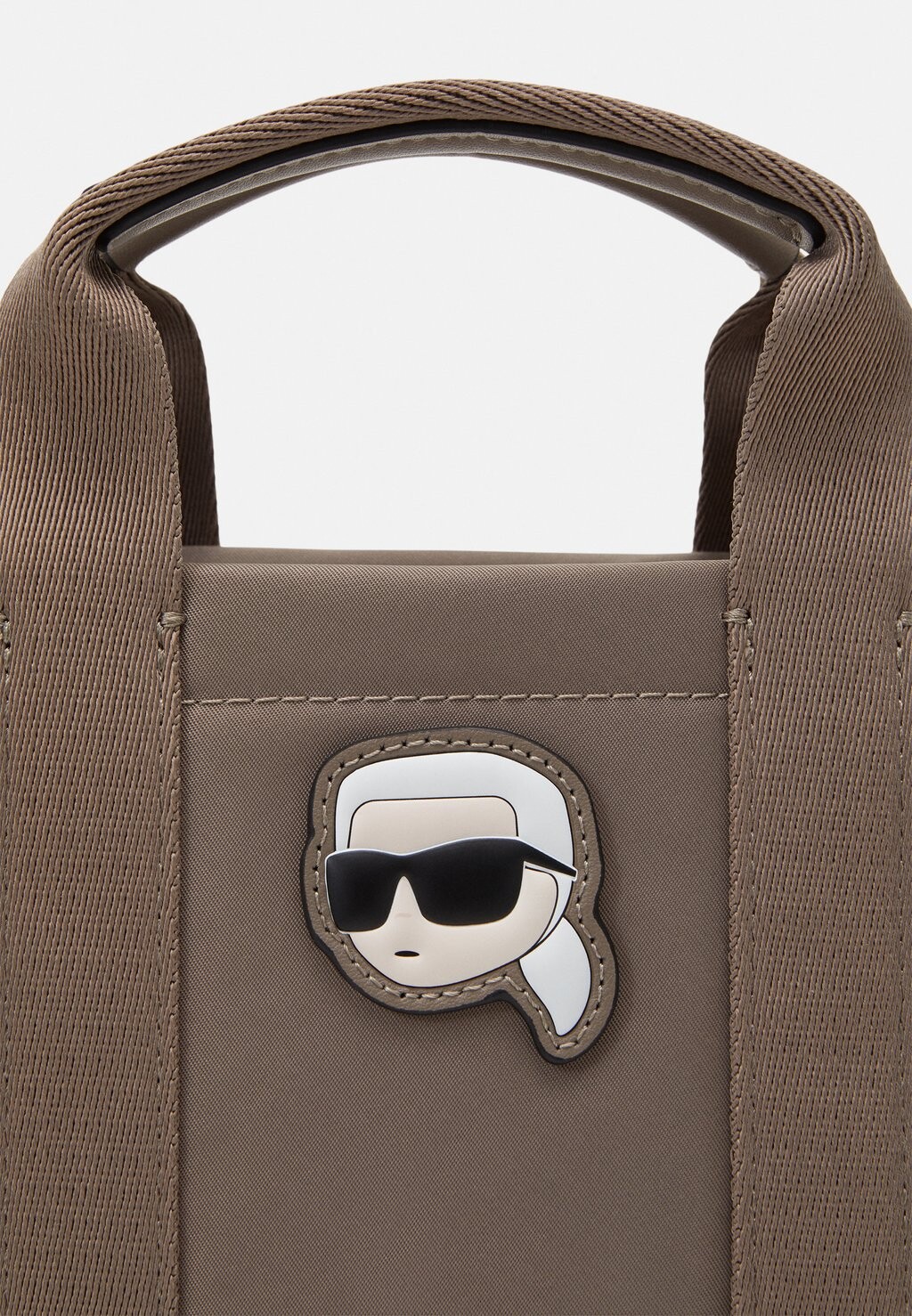 

Сумочка IKONIK 2.0 ZIP TOTE KARL LAGERFELD, серый