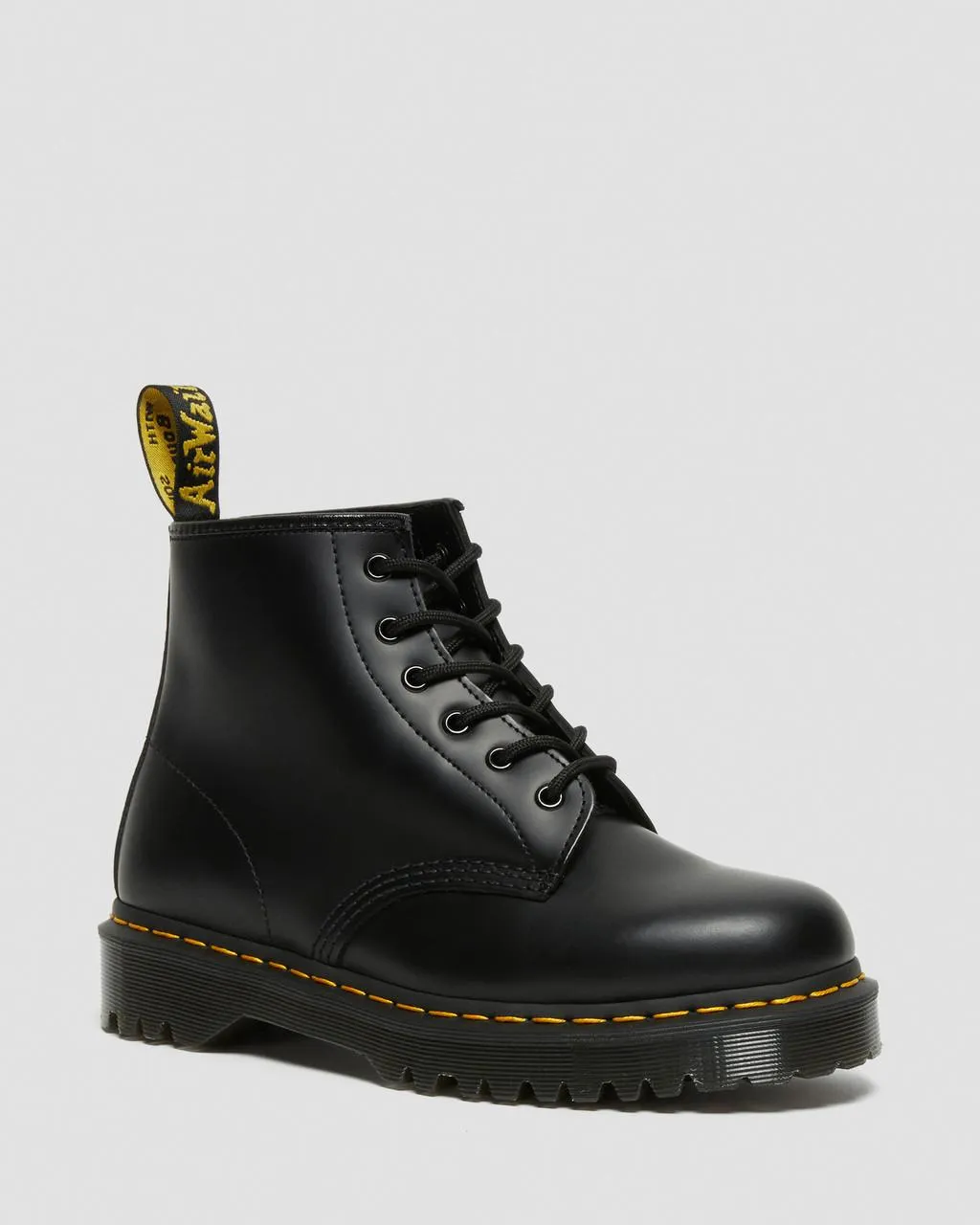 

Ботильоны из гладкой кожи Dr. Martens 101 Bex, цвет Black — Smooth Leather