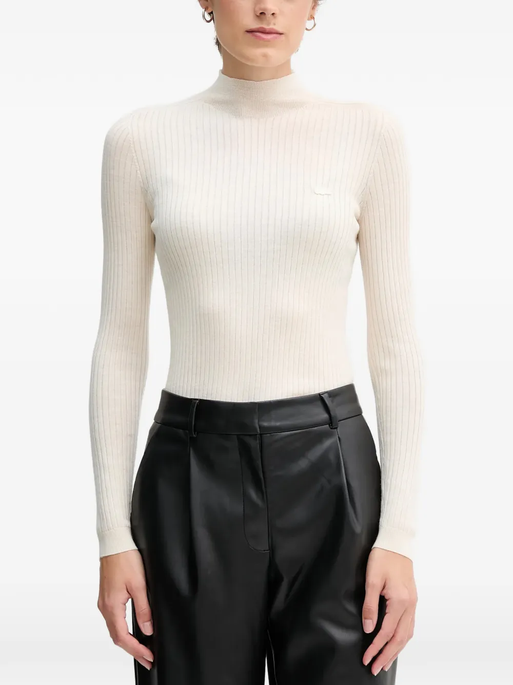 

Свитер в рубчик Lacoste, белый