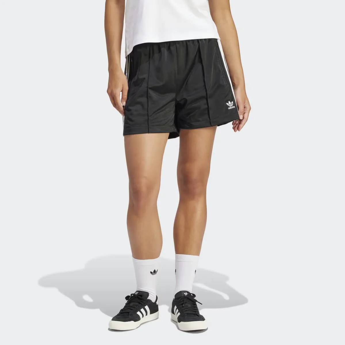 

Firebird женские шорты Adidas Originals, черный/белый