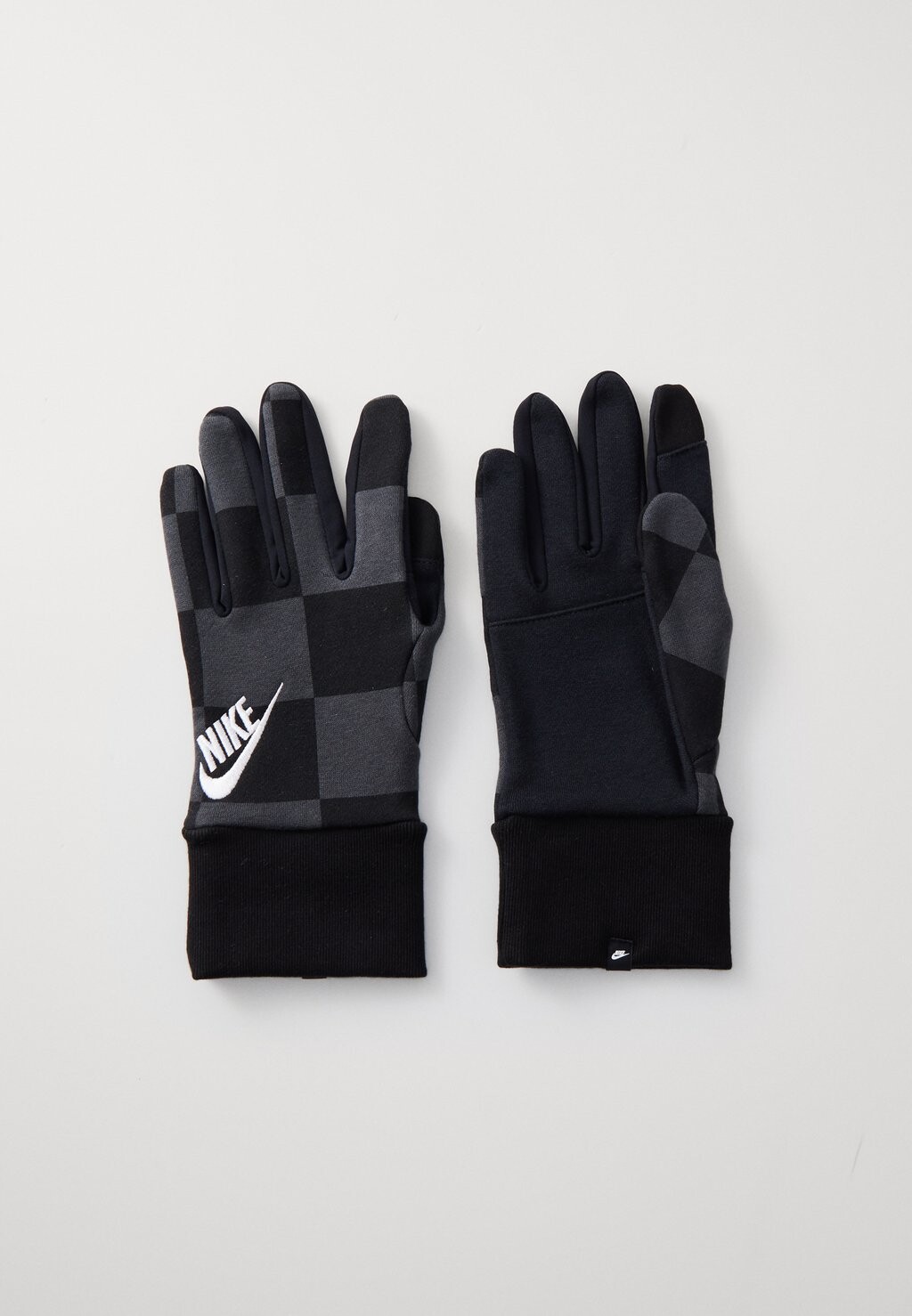 

Перчатки CLUB UNISEX Nike Sportswear, черный