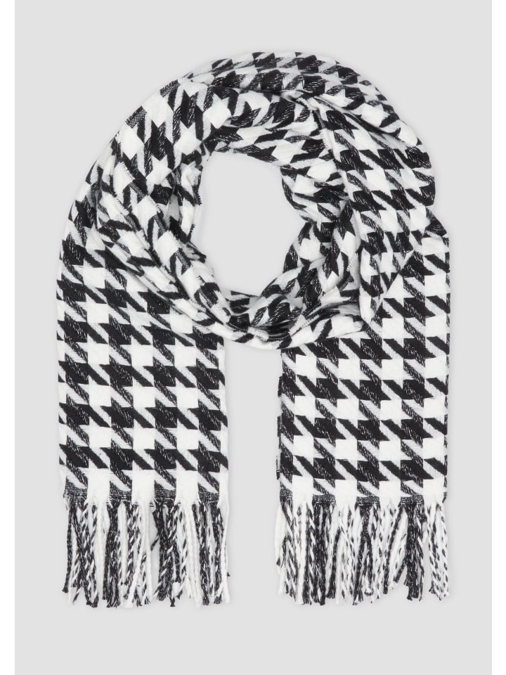 

s.Oliver Шарф цвета 99N9_черный