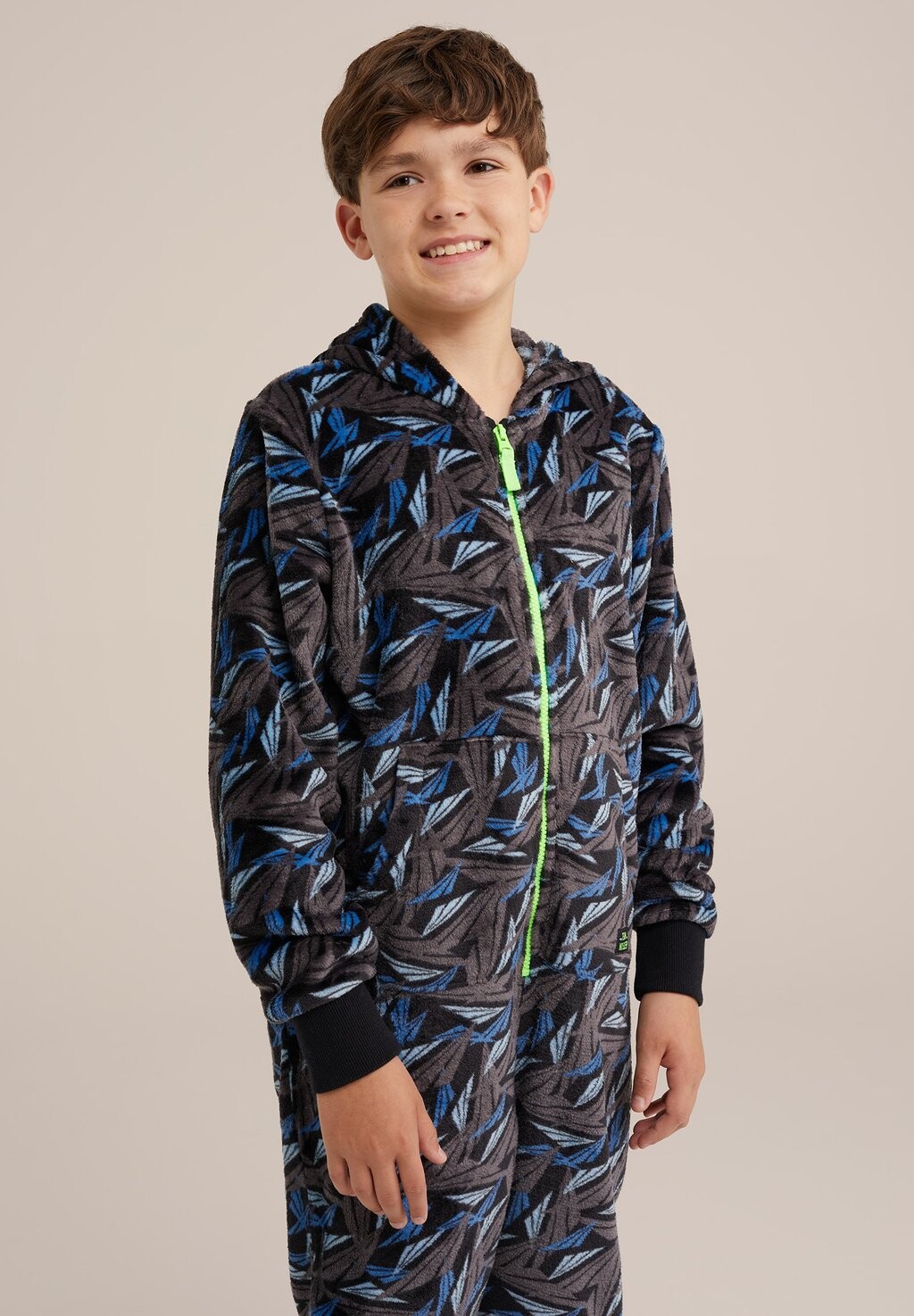 

Пижамы WE Fashion, черный