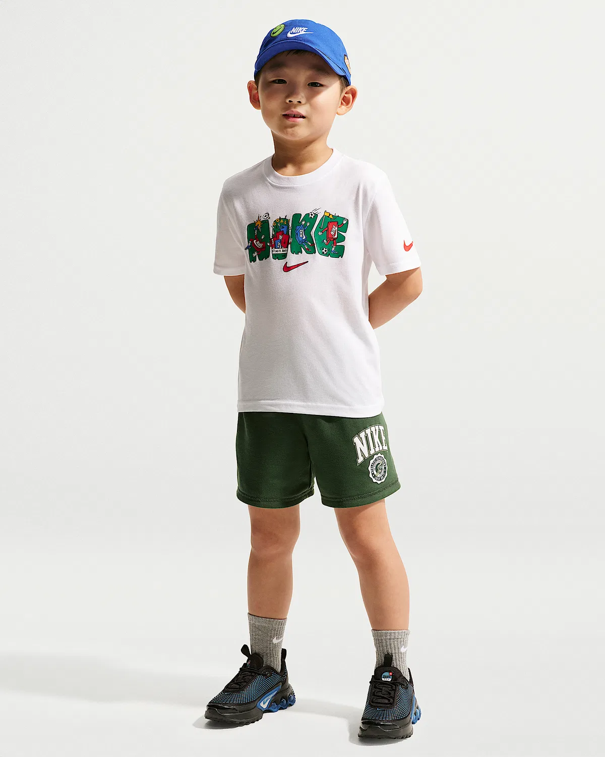 Детская футболка Nike Little Kids' Boxy Multi-Sport Graphic T-Shirt, White — фото 4