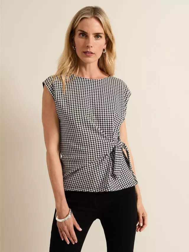 

Топ Phase Eight Halsey Houndstooth, цвет black/ivory