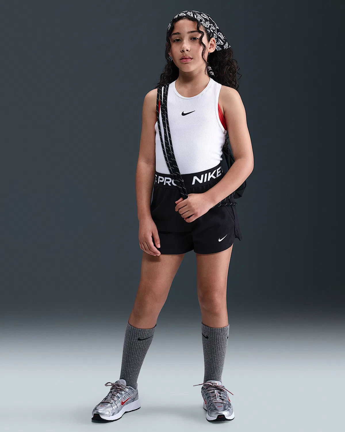 Детские шорты Nike Pro Fleece Dri-FIT для девочек, Black/Black/Black/White