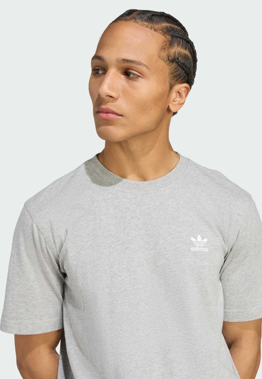 Базовая футболка TREFOIL ESS Adidas Originals, цвет Medium Grey Heather   White — фото 4