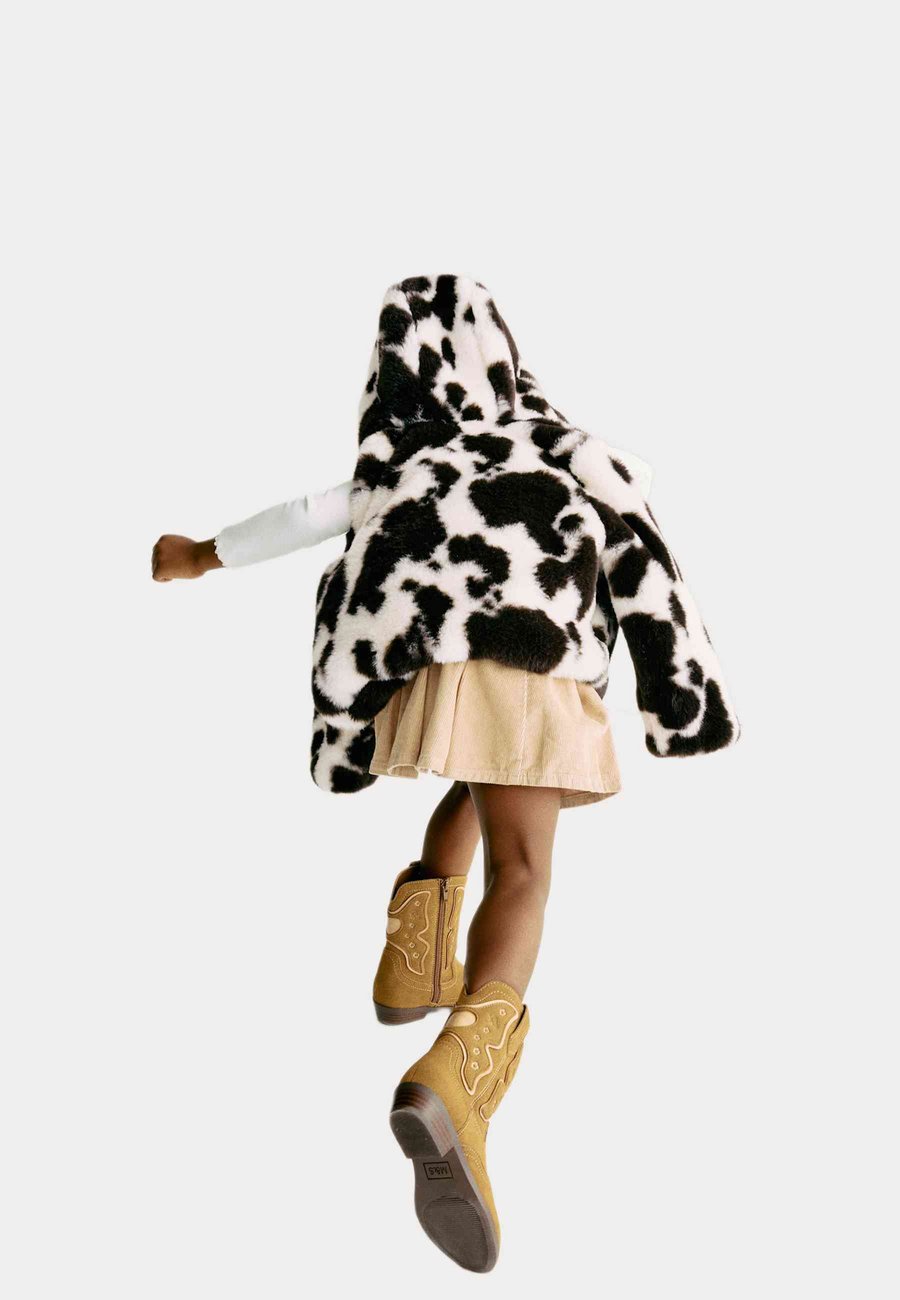 Флисовая куртка Marks & Spencer ANIMAL PRINT HOODED JACKET (2-8 YRS)., Ecru Mix/Off-White — фото 2