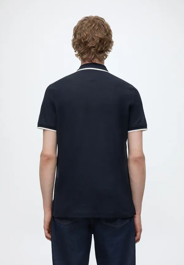 Поло Tommy Hilfiger Pique regular fit, цвет пустынное небо — фото 3