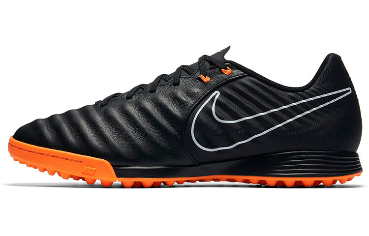 

Nike Футбольная обувь Мужчины
