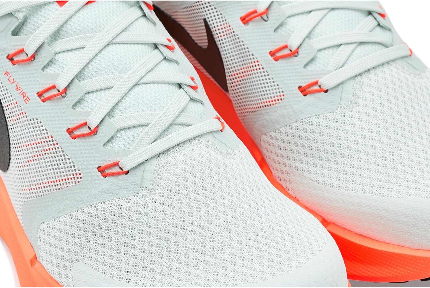 Мужские кроссовки для бега по шоссе Nike Run Swift 3, черный/бордовый — фото 2