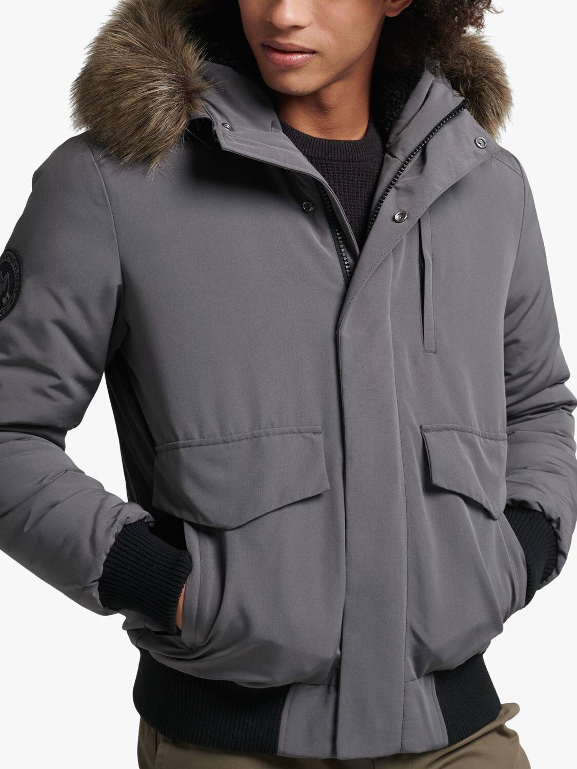 

Куртка-бомбер Superdry Everest, темно-серый